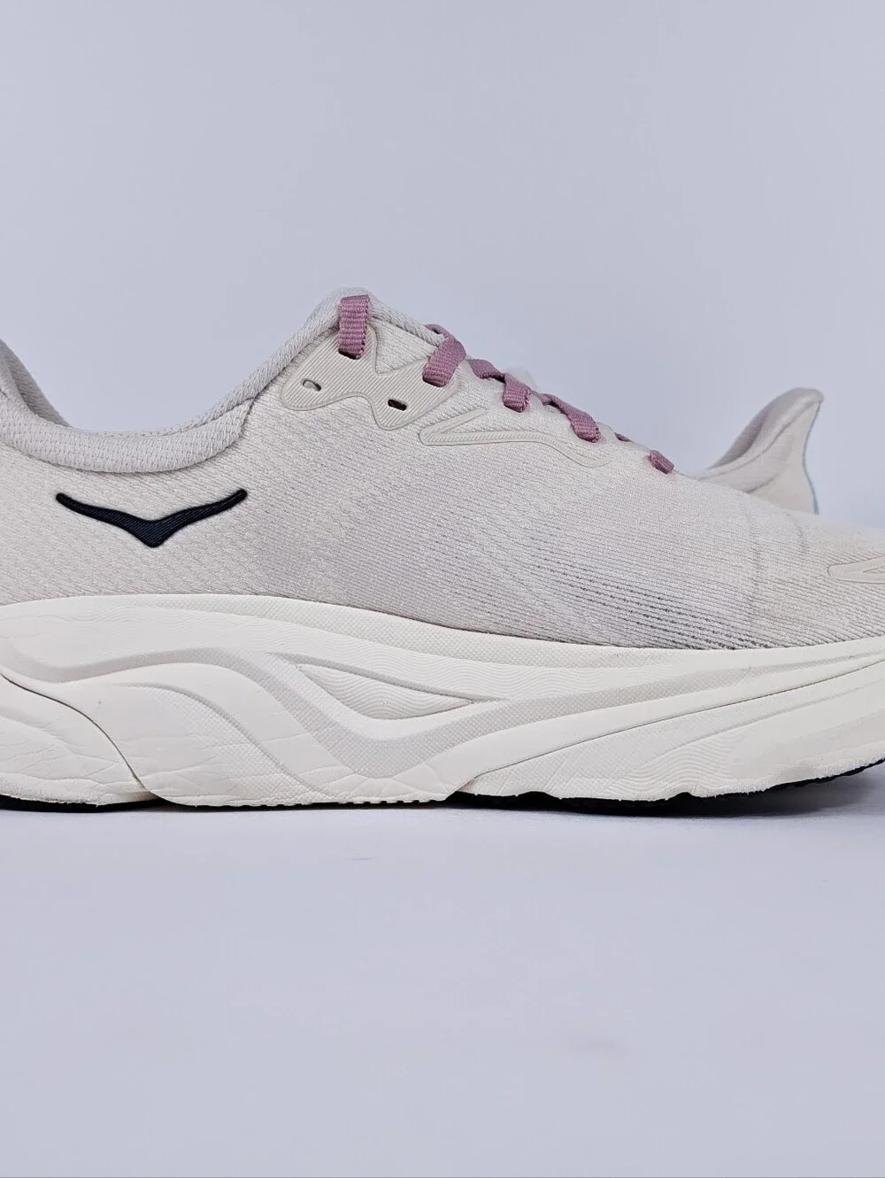 Hoka Arahi 8 Womens 8 Lightweight Stability Cushion Road Running Shoes White